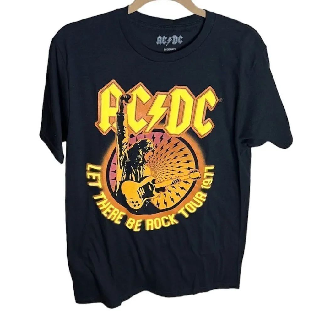 ❤️AC/DC Let There Be Rock T-Shirt Size Medium band Tee